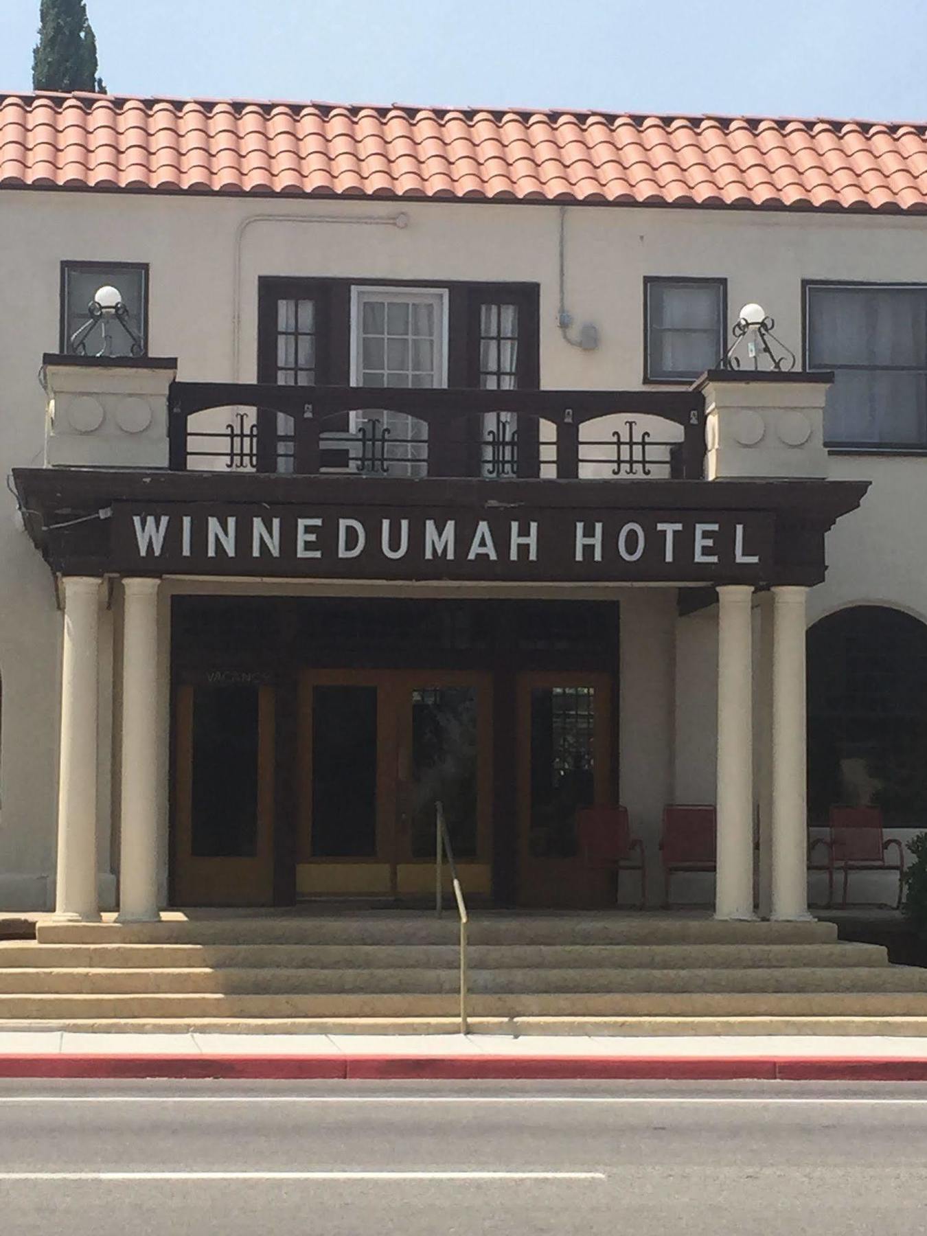 אינדפנדנס Winnedumah Hotel מראה חיצוני תמונה