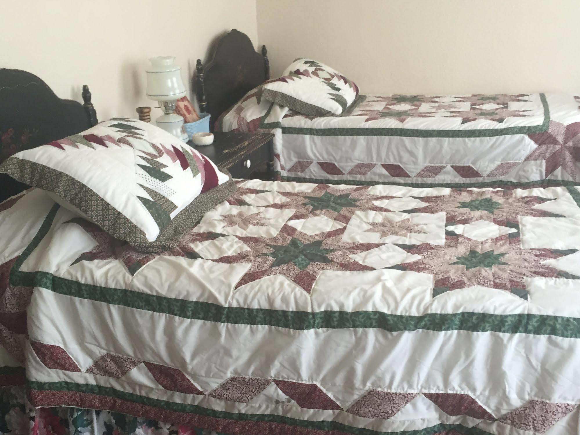 אינדפנדנס Winnedumah Hotel מראה חיצוני תמונה